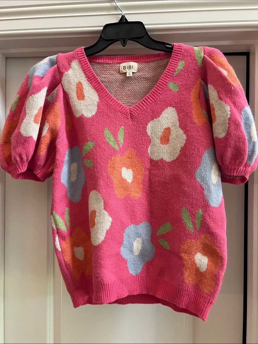 BiBi Pink Floral V-Neck Puff Sleeve Knit Sweater